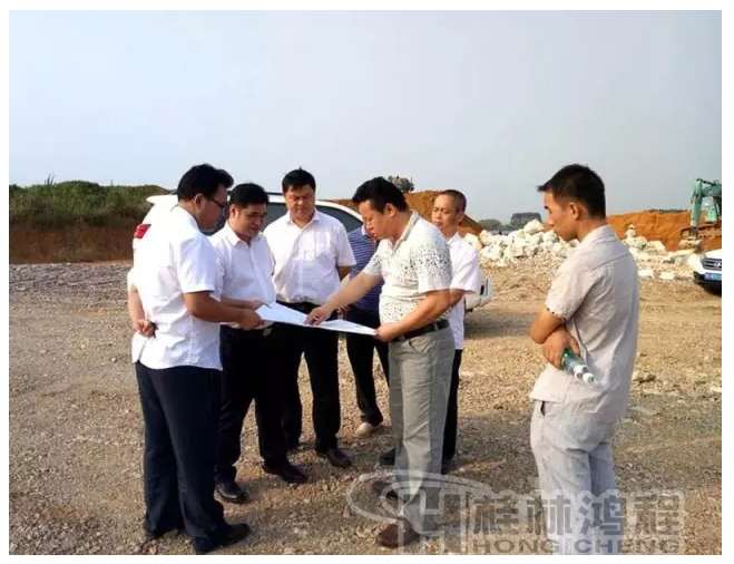 重鈣磨粉機，重鈣，HCH1395，超細環(huán)輥磨,武宣碳酸鈣