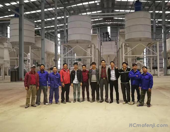 桂林鴻程HCH超細(xì)環(huán)輥磨粉機(jī)客戶現(xiàn)場(chǎng) 桂林鴻程HCH超細(xì)環(huán)輥磨粉機(jī)客戶現(xiàn)場(chǎng)