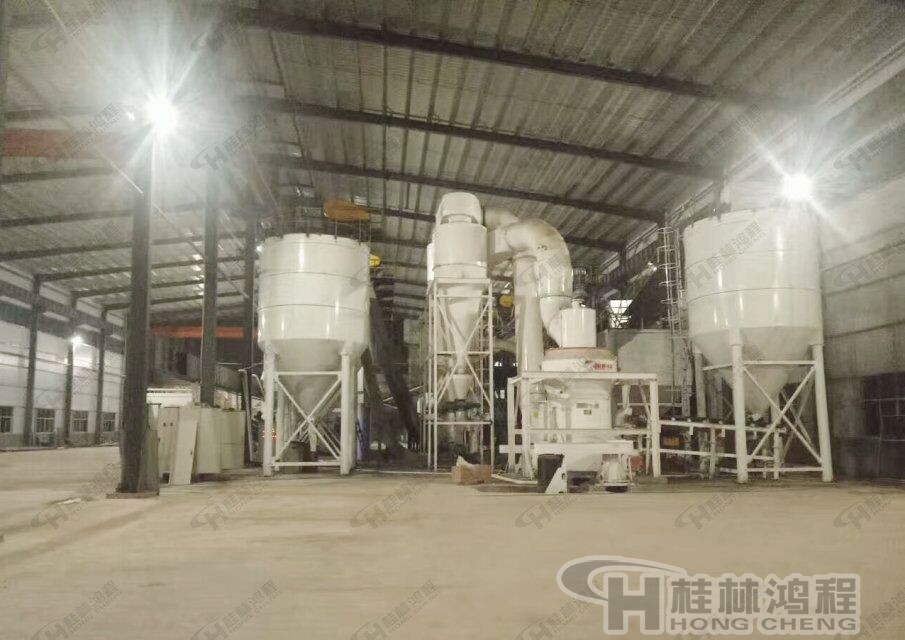 桂林鴻程高效節(jié)能石灰石磨粉機(jī):HC系列縱擺式磨粉機(jī) 桂林鴻程高效節(jié)能磨粉機(jī):HC系列縱擺式磨粉機(jī)石灰石磨粉機(jī)