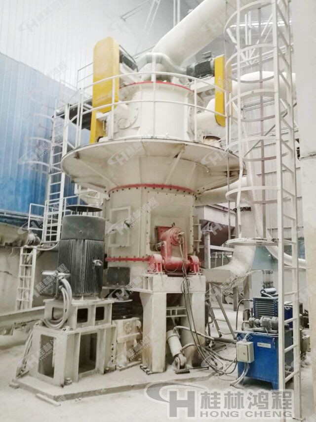 粉煤立磨機現(xiàn)場圖片 粉煤立磨機現(xiàn)場圖片