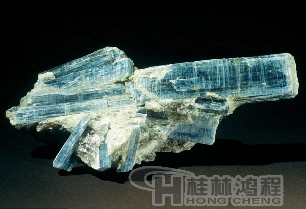 1522462892704258.png l藍(lán)晶石.png