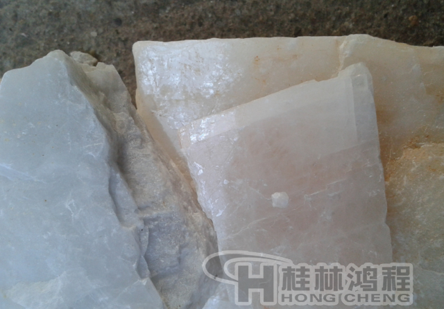 長(zhǎng)石，長(zhǎng)石粉，長(zhǎng)石的用途