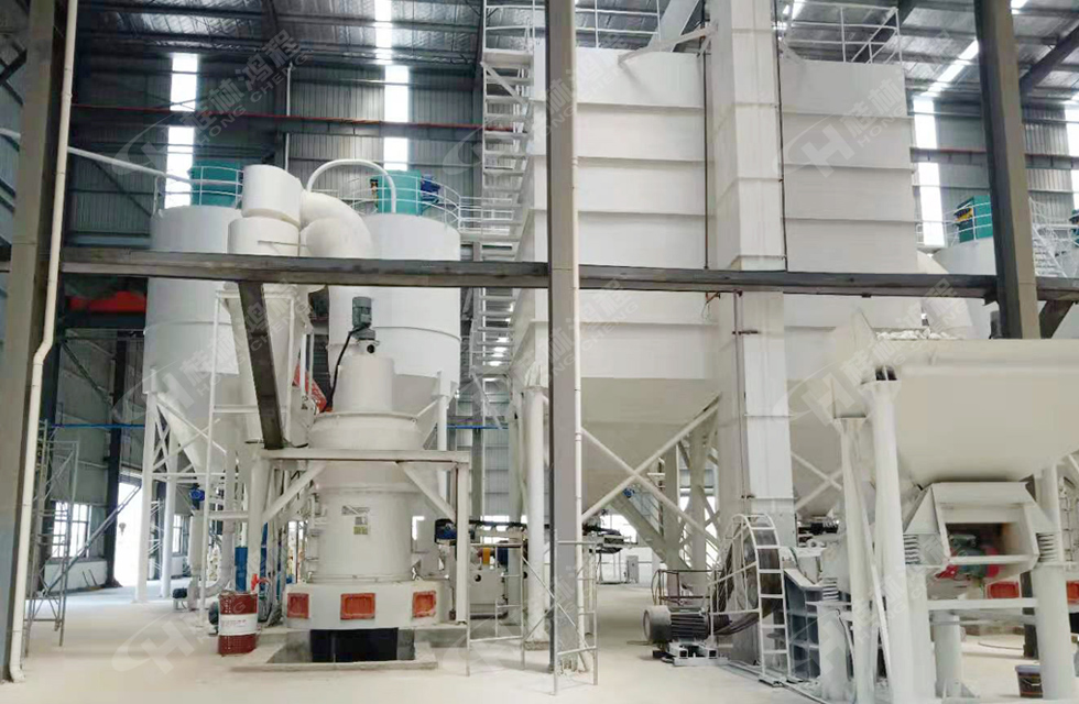 HC縱擺式磨粉機生石灰粉磨機精彩客戶現(xiàn)場，速來圍觀！