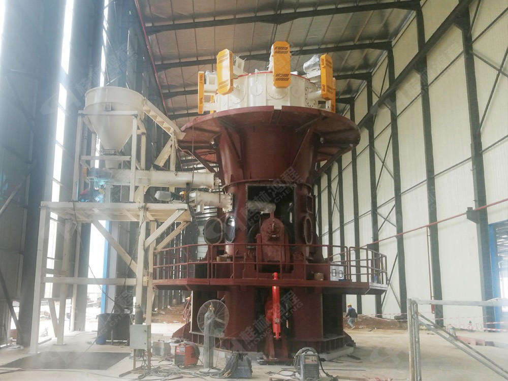 購(gòu)鴻程9臺(tái)1700HLMX輥式超細(xì)立磨機(jī)！客戶信任能讓人從心底感受到掉淚的溫暖!